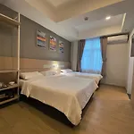 Walk In Hotel